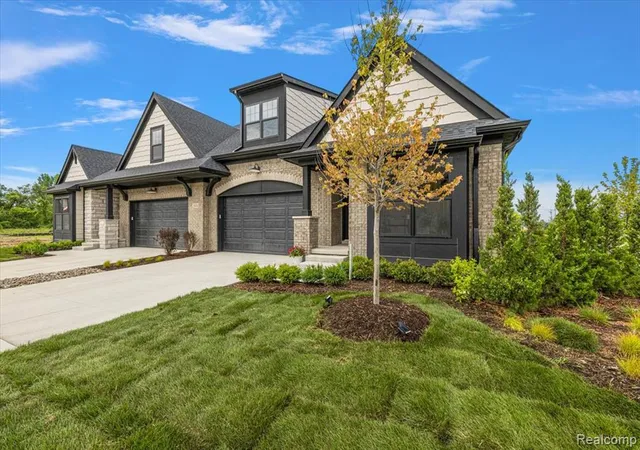 1st image of 2031 Breckenridge Ct #4, Rochester, MI 48309 | MLS# 60958631