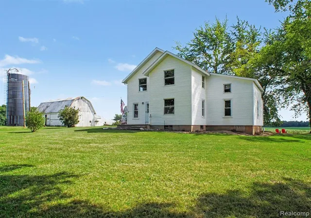 Photo 1 of Multi family home for sale at 12073 Lahring Rd, Byron, MI 48418 9011 | MLS# 61025208 | Listing updated on 2026-08-28