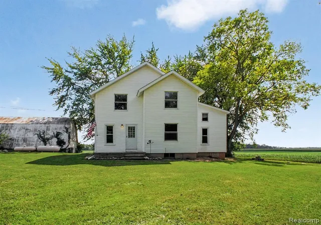 Photo 2 of Multi family home for sale at 12073 Lahring Rd, Byron, MI 48418 9011 | MLS# 61025208 | Listing updated on 2026-08-28