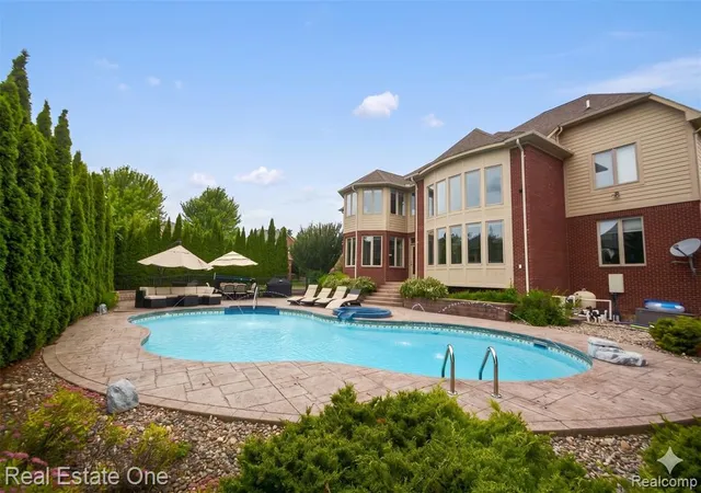 2nd image of 1576 Galena, Rochester Hills, MI 48306 | MLS# 61011092