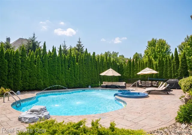 3rd image of 1576 Galena, Rochester Hills, MI 48306 | MLS# 61011092