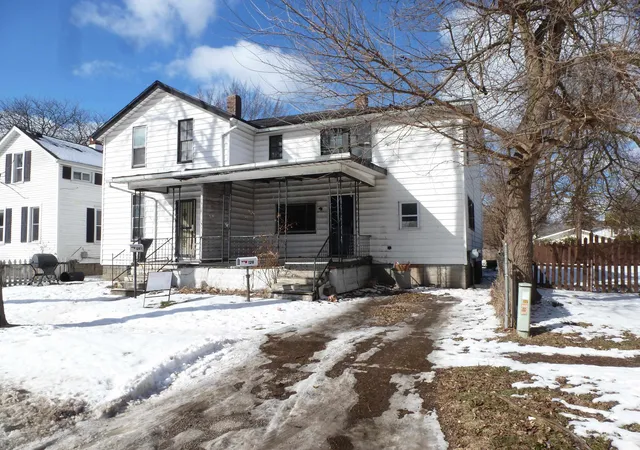 Homes for sale in Saginaw, MI | 129 S Oakley St, Saginaw, MI 48602 | MLS# 50199585