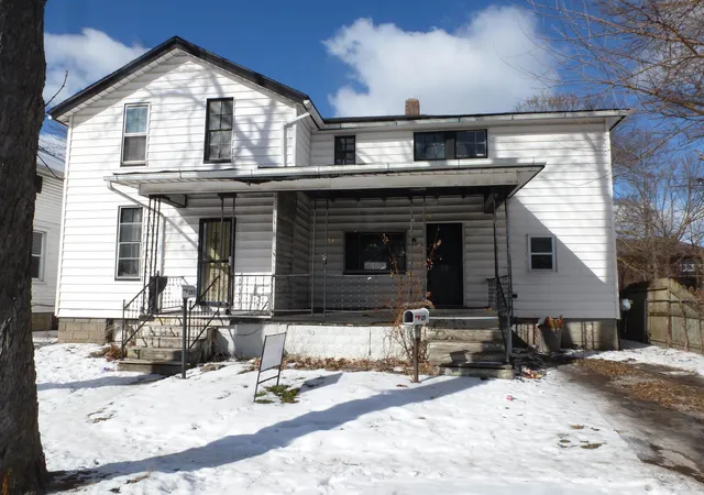 Homes for sale in Saginaw, MI | 129 S Oakley St, Saginaw, MI 48602 | MLS# 50199585