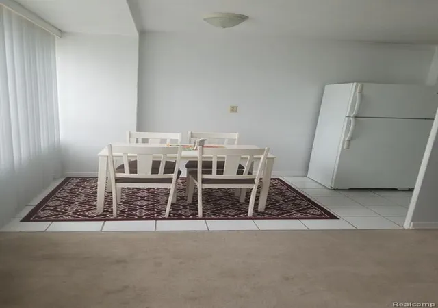 Photo 3 of Sale Pending at 8900 E Jefferson Ave #1103, Detroit, MI 48214 | MLS# 61025304 | Listing updated on 2026-09-09