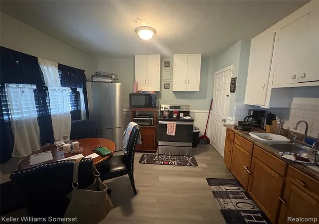 3rd image of 13230 Whitcomb St, Detroit, MI 48227 | MLS# 60954754