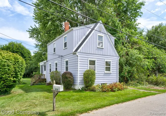 Photo 1 of Single family home for sale at 29700 Riverside Bay Ct, Harrison Twp, MI 48045 1792 | MLS# 61023907 | Listing updated on 2026-08-31
