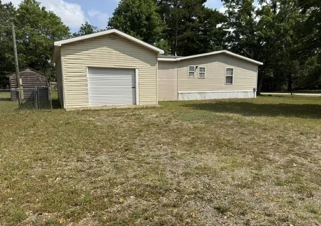 Photo 3 of Single family home for sale at 511 Oak St, Baldwin, MI 49304 | MLS# 80072780 | Listing updated on 2026-09-02