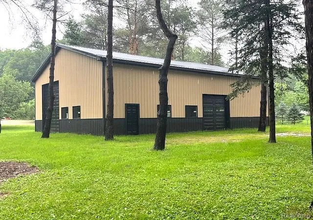 Photo 4 of Single family home for sale at 20285 29 Mile Rd, Ray, MI 48096 | MLS# 61011917 | Listing updated on 2026-08-11