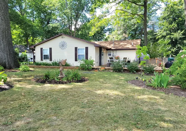 1st image of 12779 Elton St, Gowen, MI 49326 | MLS# 70548927