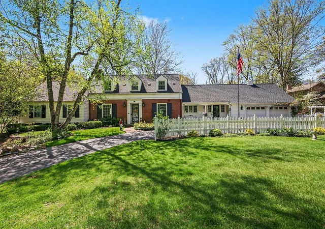 Homes for sale in Grand Rapids, MI | 2335 Breton Rd, Grand Rapids, MI 49546 | MLS# 70529182
