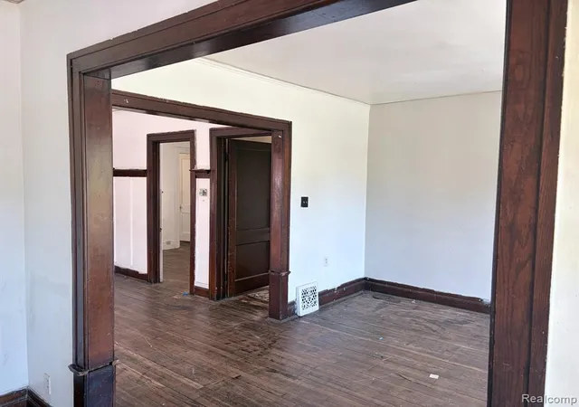 Photo 3 of Multi family home for sale at 4031 Garland St, Detroit, MI 48214 1595 | MLS# 61025610 | Listing updated on 2026-08-29