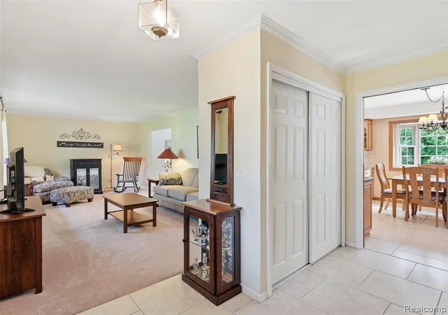 Photo 4 of Single family home for sale at 52338 Livingstone Ct, Shelby Township, MI 48316 | MLS# 61019910 | Listing updated on 2026-09-04