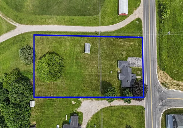 Homes for sale in Grawn, MI | 4988 County Road 633, Grawn, MI 49637 | MLS# 80070553