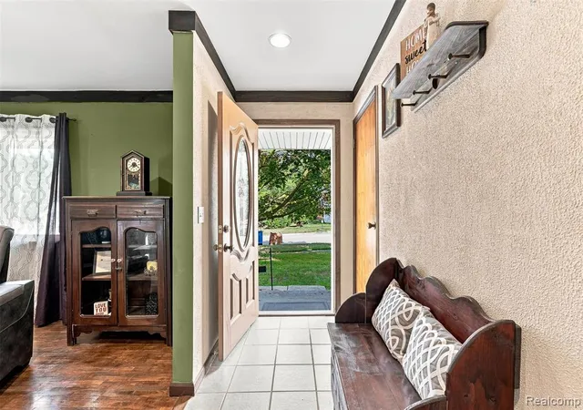 5th image of 12606 Greenhill Dr, Grand Blanc, MI 48439 2409 | MLS# 61022030
