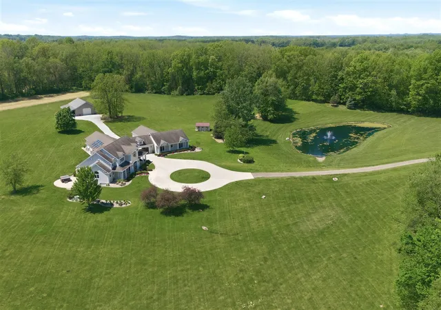 Homes for sale in Buchanan, MI | 2122 Grange Rd, Buchanan, MI 49107 | MLS# 70535178