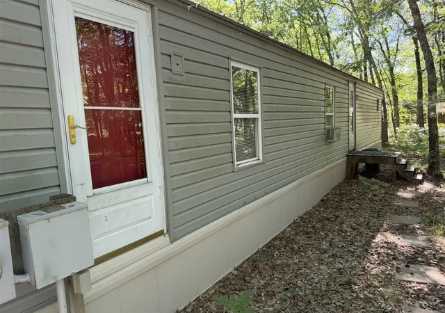 Homes for sale in Manistee, MI | 7363 Riverside Dr, Manistee, MI 49660 | MLS# 70540870