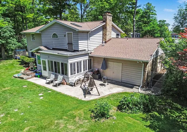 34th image of 3229 Delevan Dr, Saginaw, MI 48603 | MLS# 50217999