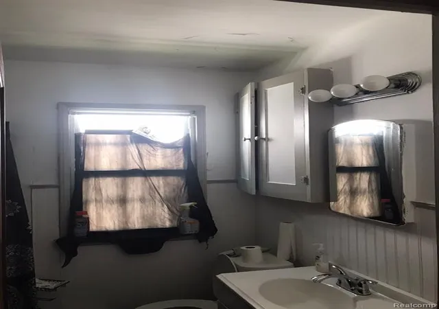 5th image of 13510 Stahelin Ave, Detroit, MI 48223 | MLS# 60996342