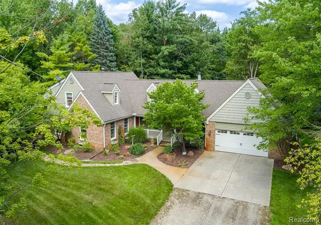 1st image of 2411 Farmbrook Trl, Oxford, MI 48370 | MLS# 61018834