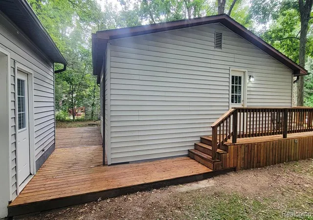 Photo 3 of Sale Pending at 5176 Winchester Pass Rd, Lapeer, MI 48446 8037 | MLS# 61023680 | Listing updated on 2026-09-14