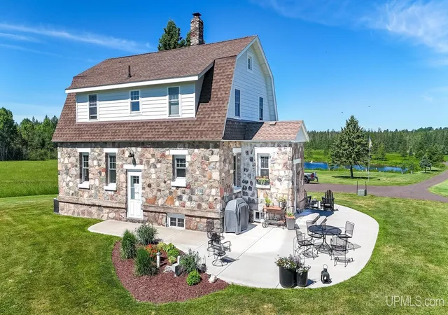 Homes for sale in Hurley, WI | 12248 Dupont Rd, Hurley, WI 54534 | MLS# 50190486
