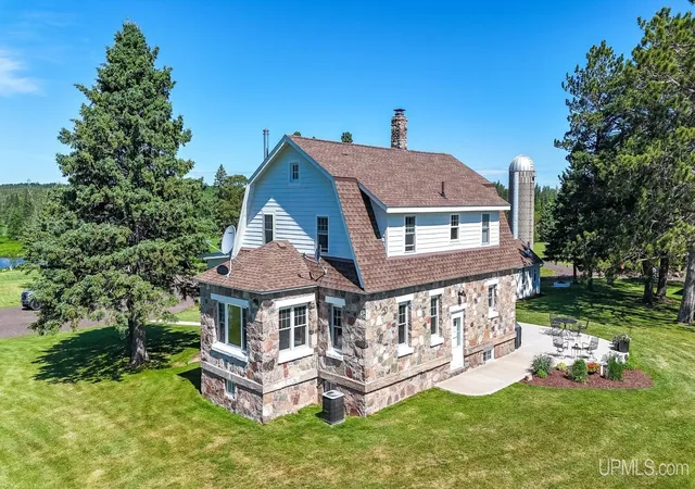 Homes for sale in Hurley, WI | 12248 Dupont Rd, Hurley, WI 54534 | MLS# 50190486