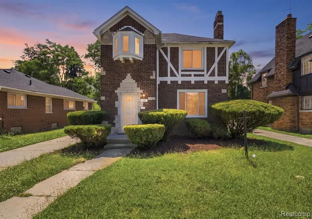 Photo 1 of Single family home for sale at 8262 E Outer Dr, Detroit, MI 48213 | MLS# 61008858 | Listing updated on 2026-08-24