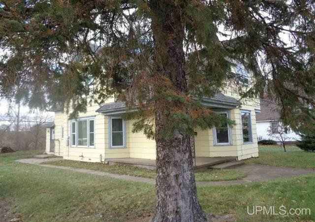 Homes for sale in Ontonagon, MI | 324 Greenland Rd, Ontonagon, MI 49953 | MLS# 50209130