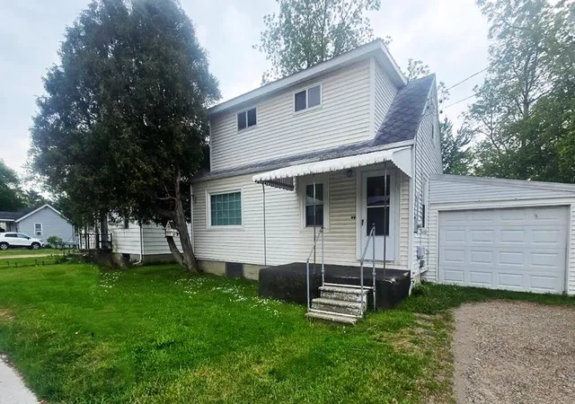 1st image of 2066 E Bristol Rd, Burton, MI 48529 | MLS# 50211394