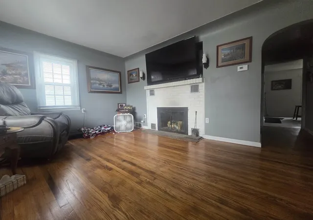 3rd image of 2066 E Bristol Rd, Burton, MI 48529 | MLS# 50211394