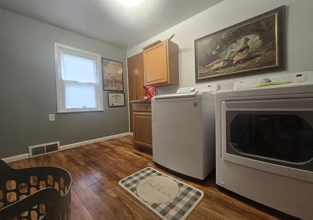 5th image of 2066 E Bristol Rd, Burton, MI 48529 | MLS# 50211394