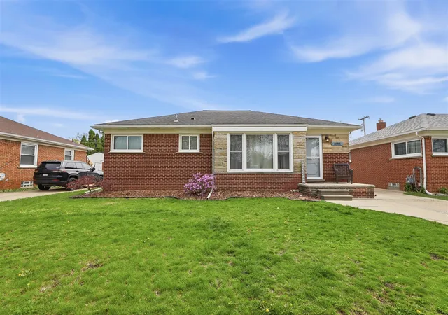 1st image of 18765 Dale Ave, Allen Park, MI 48101 | MLS# 70526214