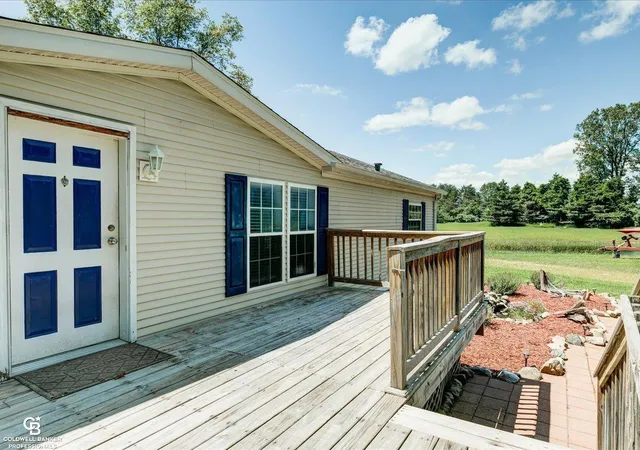 Photo 3 of Single family home for sale at 5901 Quain Rd Rd, Emmett, MI 48022 | MLS# 50180347 | Listing updated on 2025-12-14