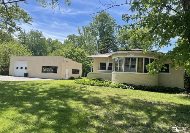 Homes for sale in Temperance, MI | 6719 Summerfield Rd, Temperance, MI 48182 | MLS# 50208908