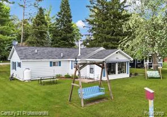 Homes for sale in Hale, MI | 5980 Birchwood Dr, Hale, MI 48739 | MLS# 61009579