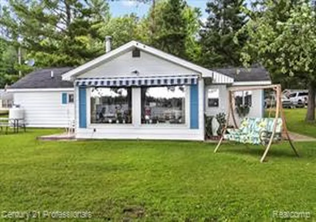 Homes for sale in Hale, MI | 5980 Birchwood Dr, Hale, MI 48739 | MLS# 61009579