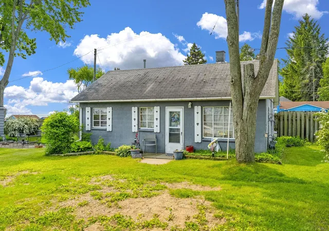 Homes for sale in Lexington, MI | 8941 & 8943 Lakeshore Rd, Lexington, MI 48450 | MLS# 50178137