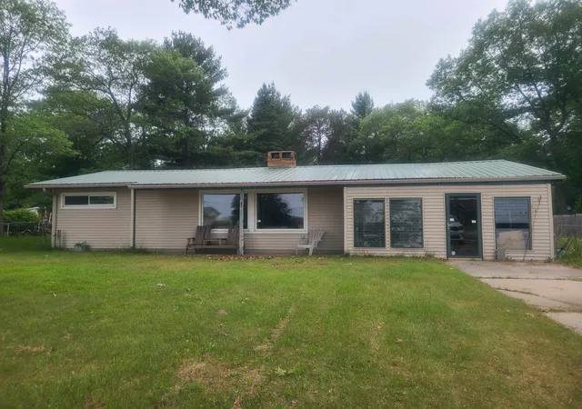 Homes for sale in Oscoda, MI | 3227 N Us 23 N, Oscoda, MI 48750 | MLS# 80069855