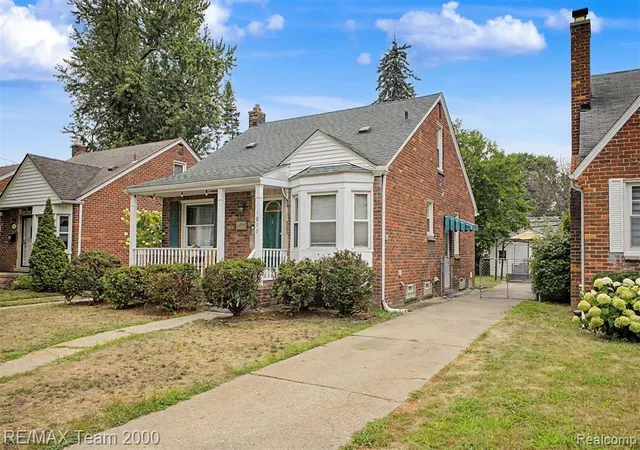 Photo 3 of Single family home for sale at 1817 Drexel St, Dearborn, MI 48128 | MLS# 61019501 | Listing updated on 2026-08-19