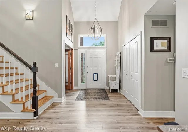 4th image of 11127 Minnfrank Dr, Shelby Township, MI 48316 | MLS# 61003590