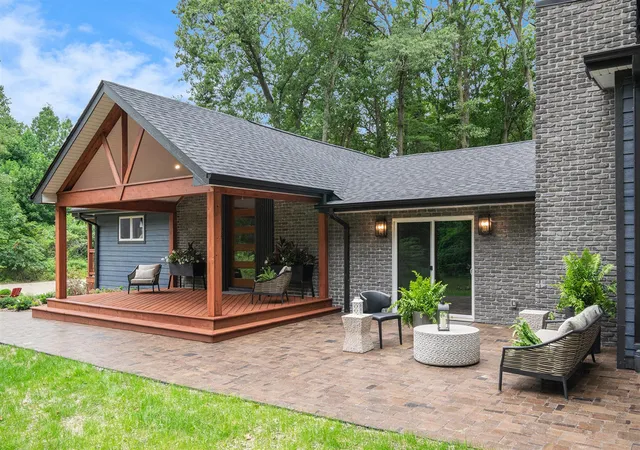 Homes for sale in Union Pier, MI | 9325 Matthews Rd, Union Pier, MI 49129 | MLS# 70536887