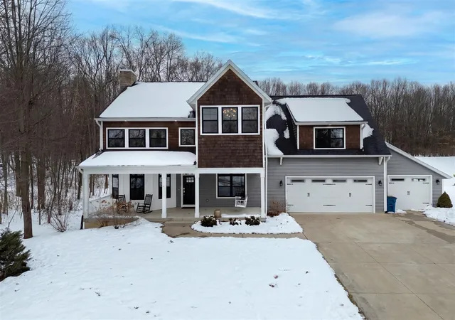 1st image of 6606 Spaniel Dr, Kalamazoo, MI 49009 | MLS# 70514914