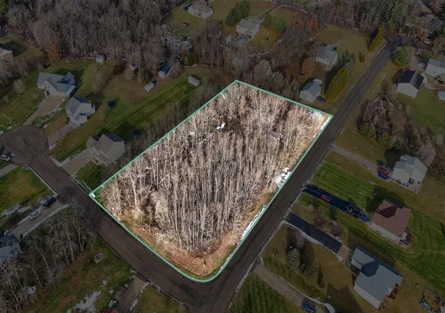 3rd image of Gavin Ln, Battle Creek, MI 49014 | MLS# 70525901