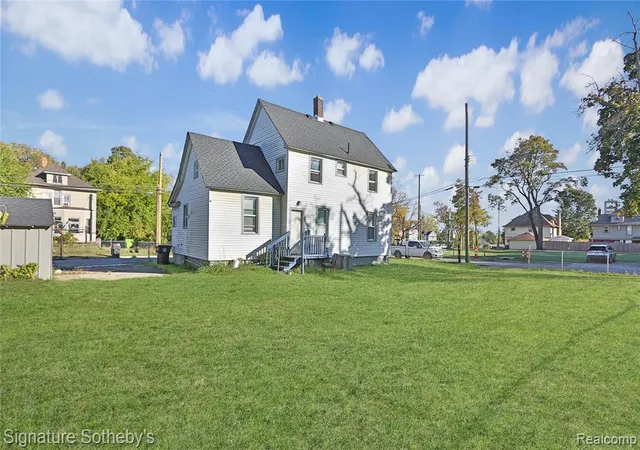 Photo 13 of Single family home for sale at 75 Mathews St, Pontiac, MI 48342 | MLS# 60947033 | Listing updated on 2026-06-15