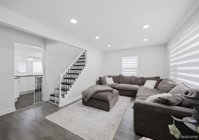5th image of 32120 Bock St, Garden City, MI 48135 | MLS# 61000213