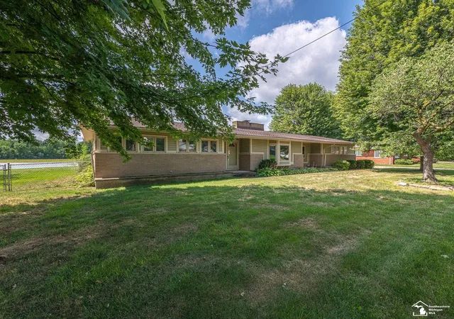 1st image of 26995 James Ave, Flat Rock, MI 48134 | MLS# 50219281
