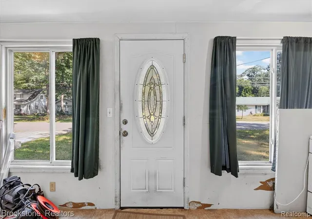 Photo 4 of Single family home for sale at 228 Oakdale Dr, Prudenville, MI 48651 9423 | MLS# 61023504 | Listing updated on 2026-09-30