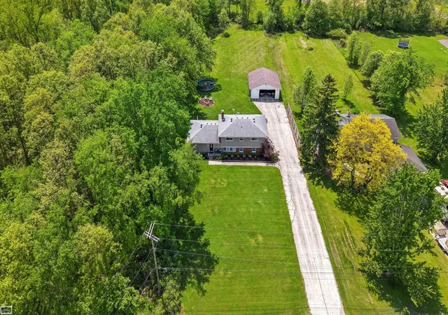 Homes for sale in Lenox, MI | 28444 29 Mile Rd, Lenox, MI 48048 | MLS# 50209255