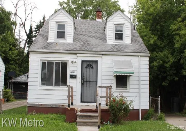 Homes for sale in Detroit, MI | 19205 Mccormick St, Detroit, MI 48224 | MLS# 60989976