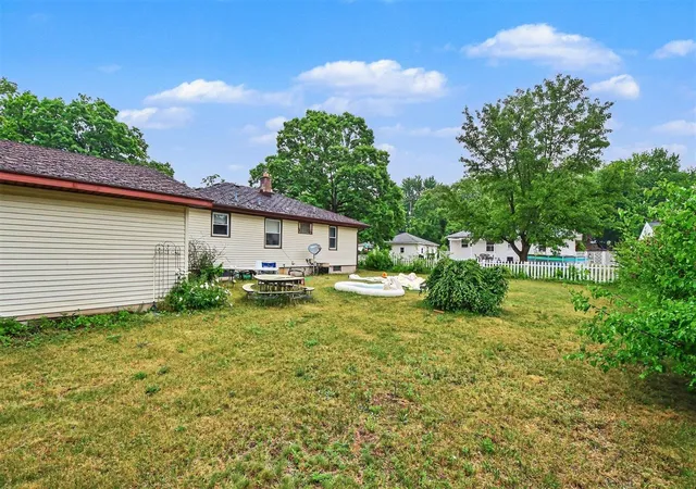 Homes for sale in Kentwood, MI | 4761 Grantwood Ave, Kentwood, MI 49508 | MLS# 70537622